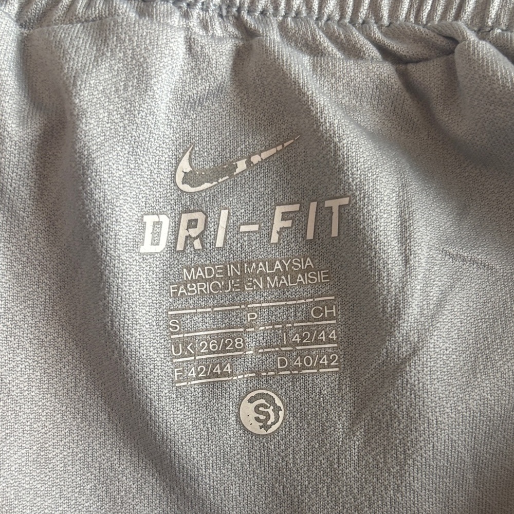 Nike Men’s Black and Neon Green Athletic Shorts - Picture 2 of 2